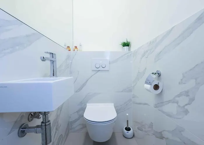 Apartment Klobucnicka-beautiful In The Heart Of Old Town Bratislava